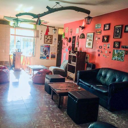 Hostel Otro Mundo Capdevila Bagian luar foto