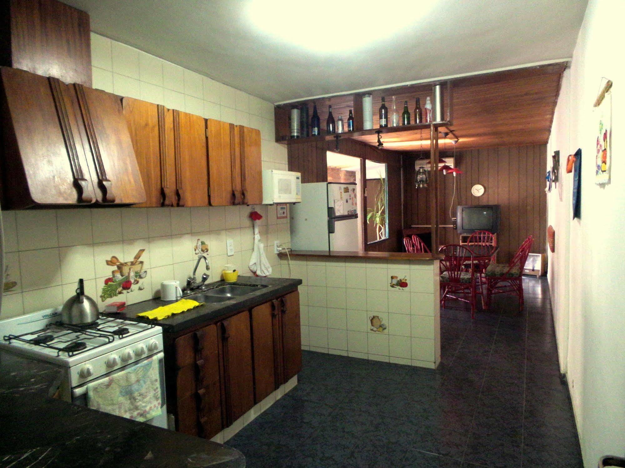Hostel Otro Mundo Capdevila Bagian luar foto