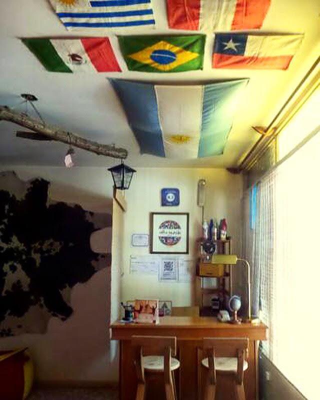Hostel Otro Mundo Capdevila Bagian luar foto
